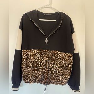 Zara Basic Light Hoodie, Size Small